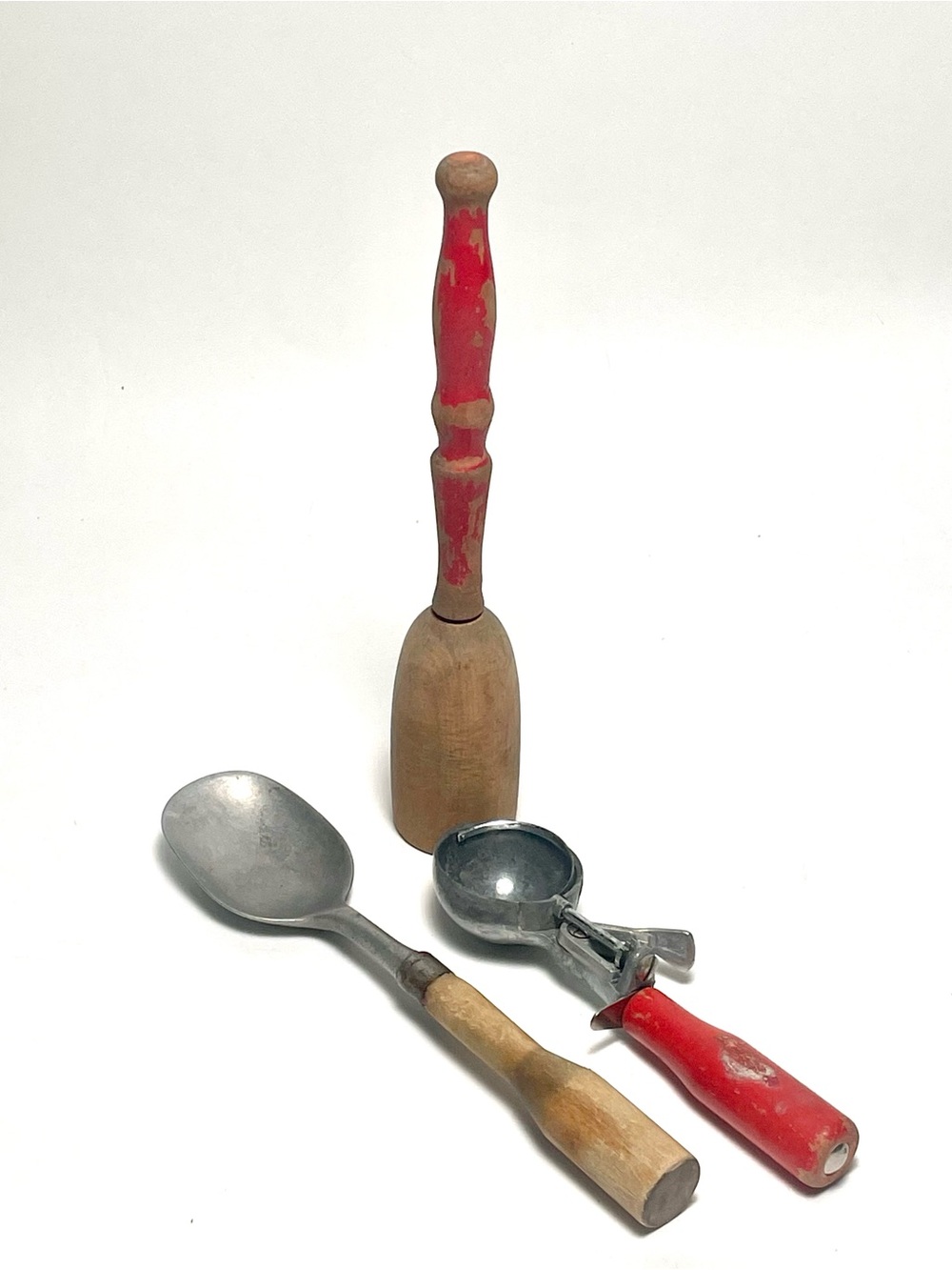 Vintage 3 Piece Utensils Ice Cream Scoop Peerless, Wooden Handle Pestle & Spade